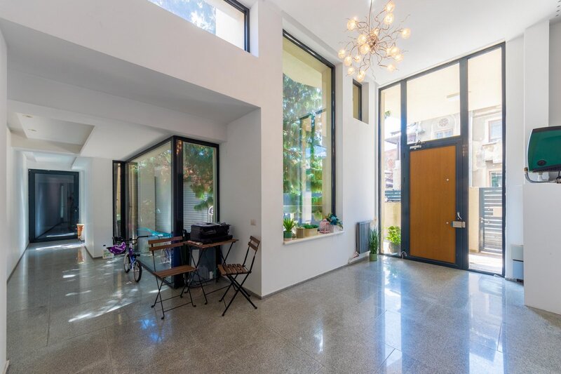 Banu Manta, Primaria Sector 1 156 mp FIRMA+LOCUINTA