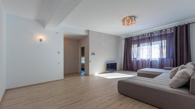 Banu Manta, Primaria Sector 1 156 mp FIRMA+LOCUINTA